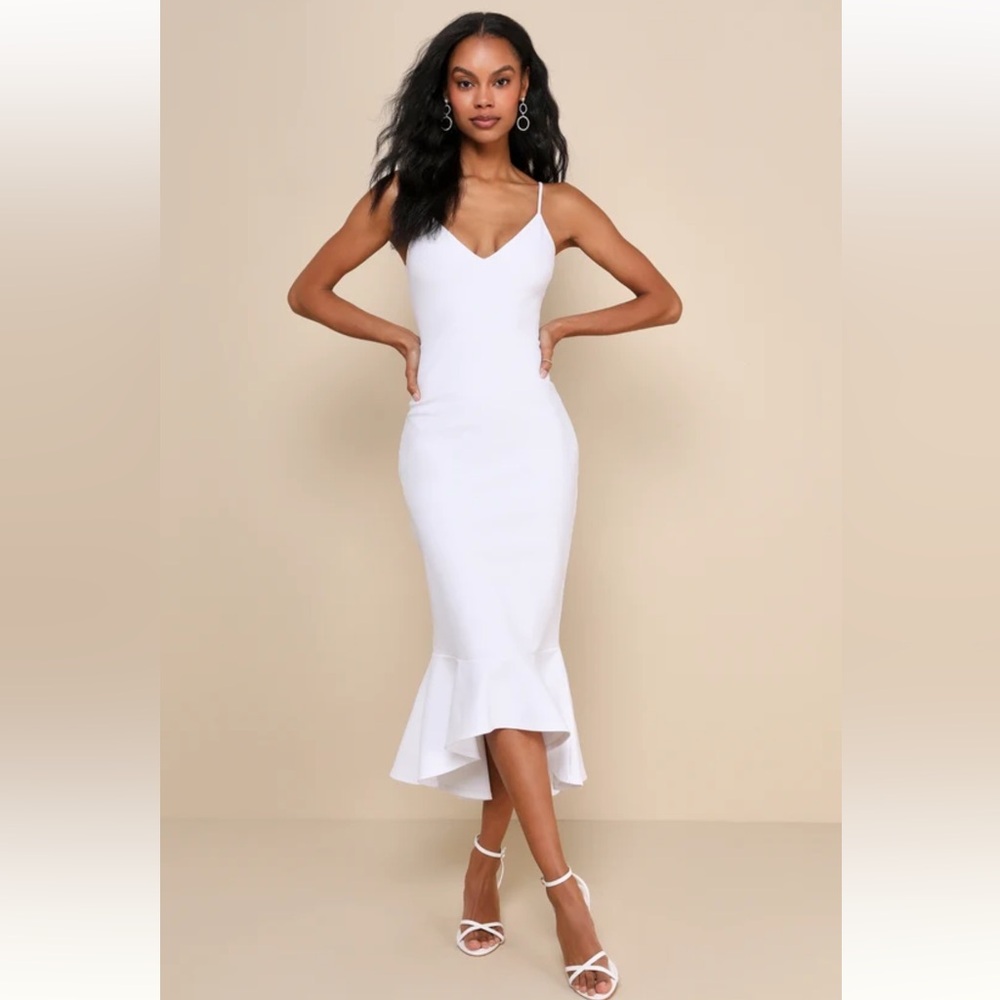 Like New Lulus Stun Like Me White Bodycon Trumpet Hem Midi Dress Size S